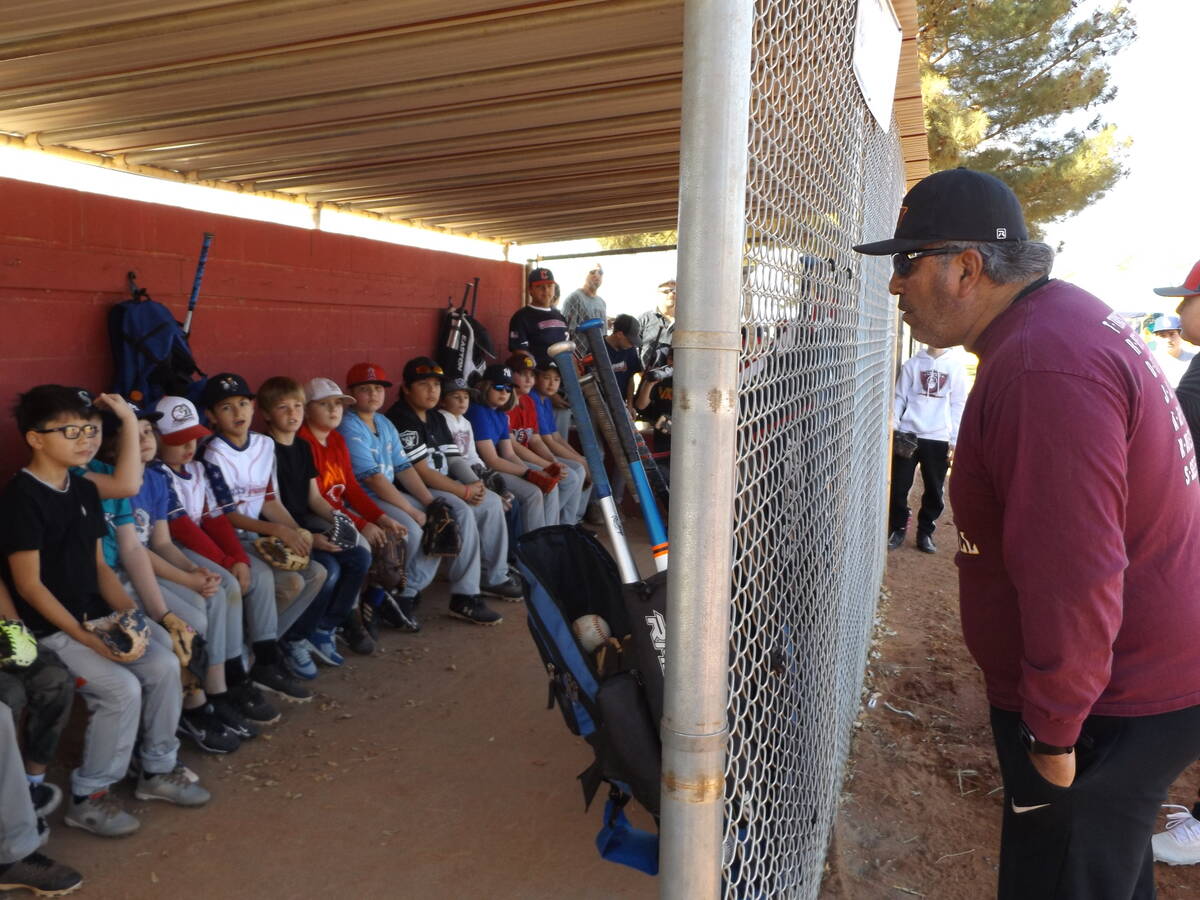 Charlotte Uyeno/Pahrump Valley Times Little League President Lou Banuelos gave the opening pep ...