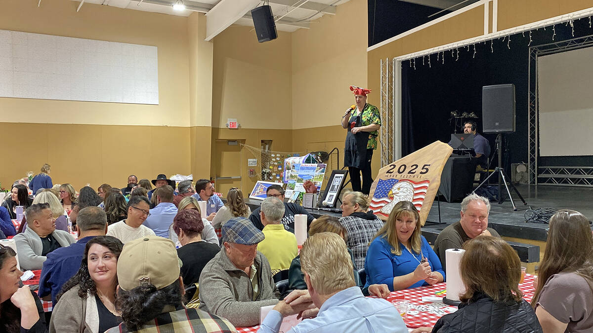 Robin Hebrock/Pahrump Valley Times A sold-out crowd filled the NyE Communities Coalition on Feb ...