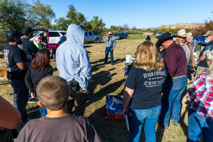 Cliven Bundy gives thanks to all who have joined him and his family during a cowboy camp meal g ...