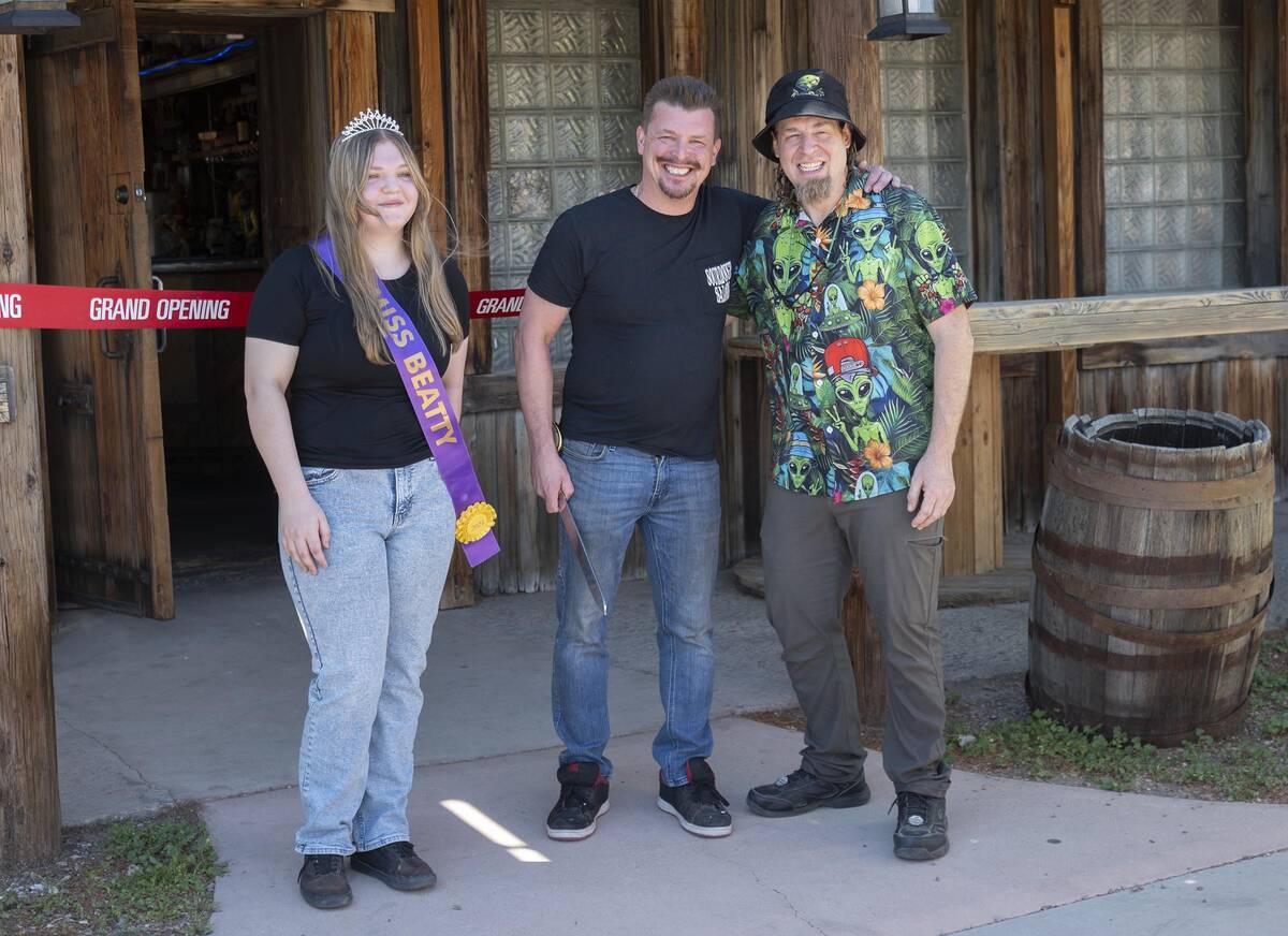 Richard Stephens/Special to the Times-Bonanza Miss Beatty Skye Grant and owners Nick Houck and ...