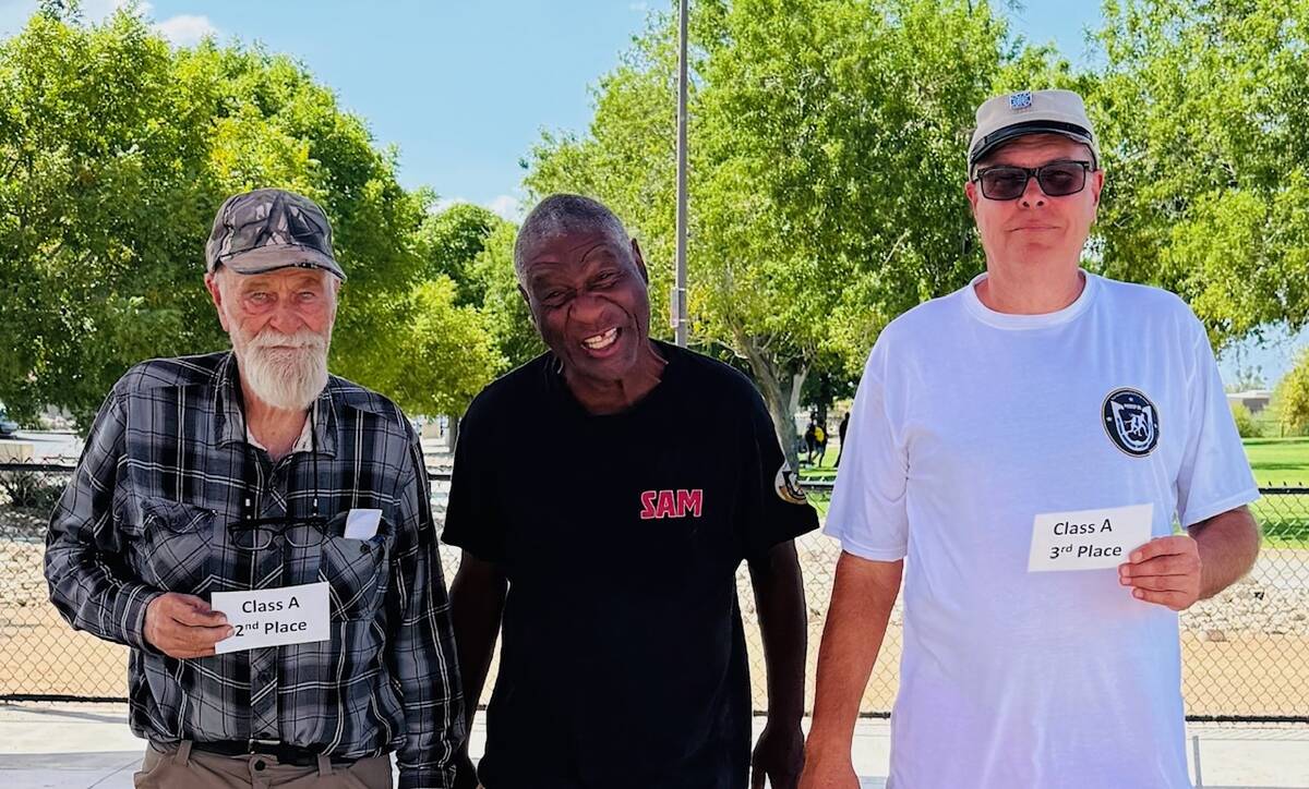 Nevada State Horseshoe Pitching Association pitchers Lawrence Workman (left), Sam Godbouldt (mi ...