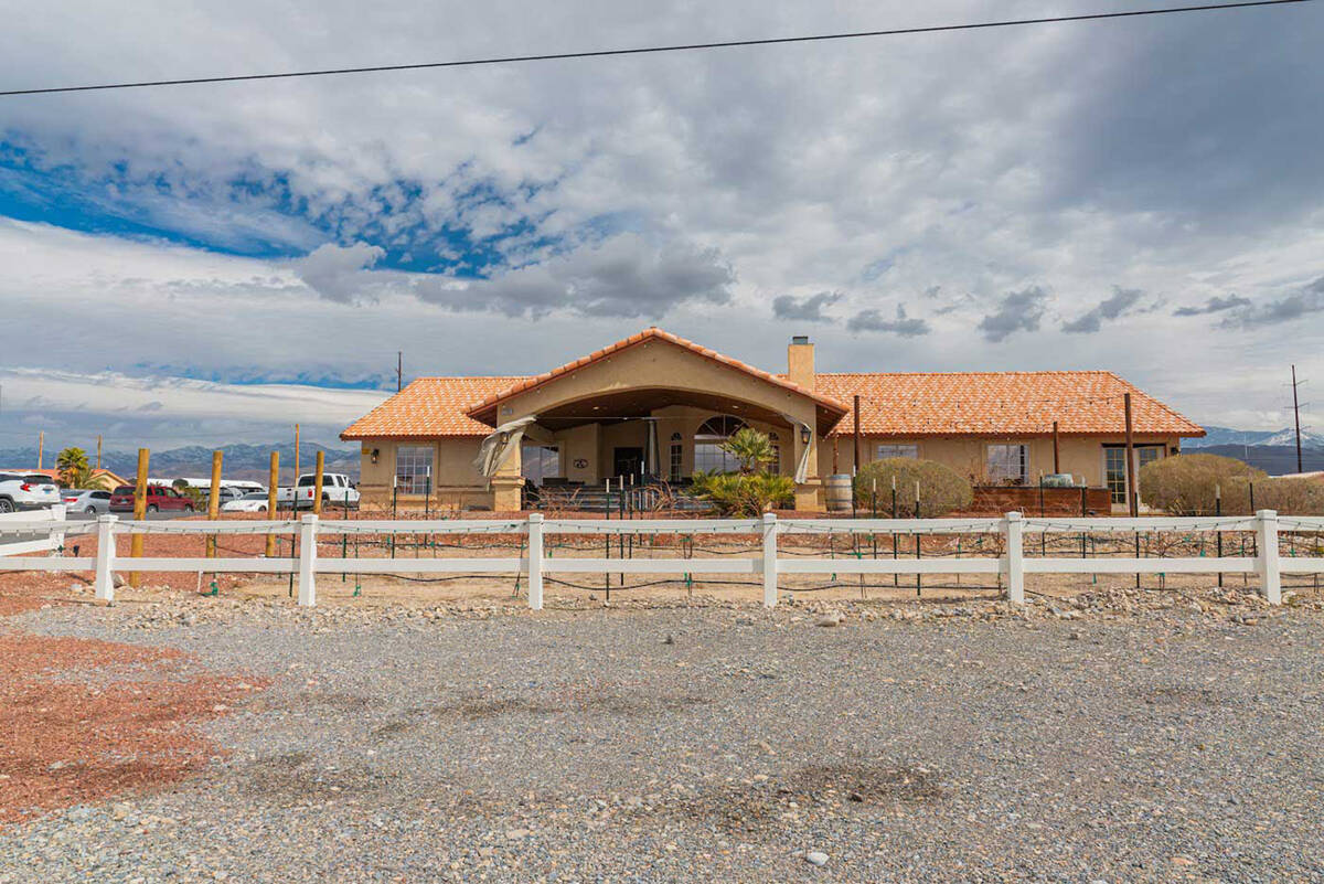 Artesian Cellars often features live entertainment, numerous social gatherings and hosts a Firs ...