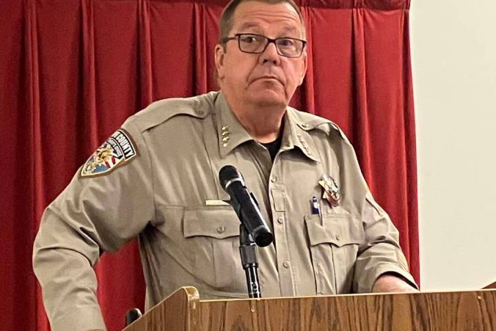 Sheriff McGill discussing Beatty policing concerns and proposed truck idling ordinance. (Thomas ...