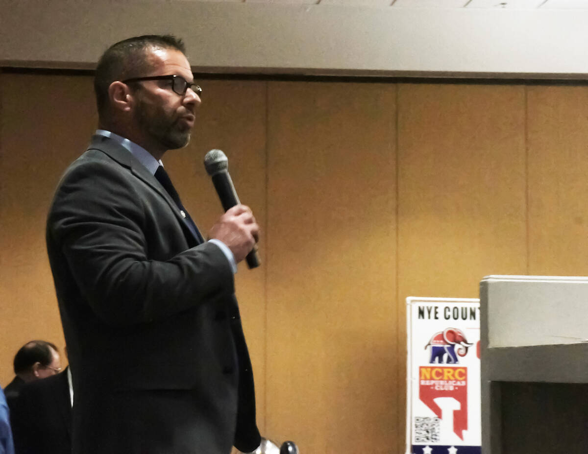 Dan Pineau, who is challenging for Nye County sheriff this year, spoke at Saturday's dinner. (E ...